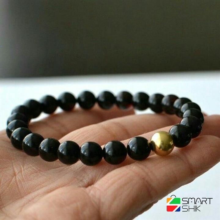 دستبند سنگی مردانه دارای طرحی شیک و ساده مناسب اقایان ساده پسند